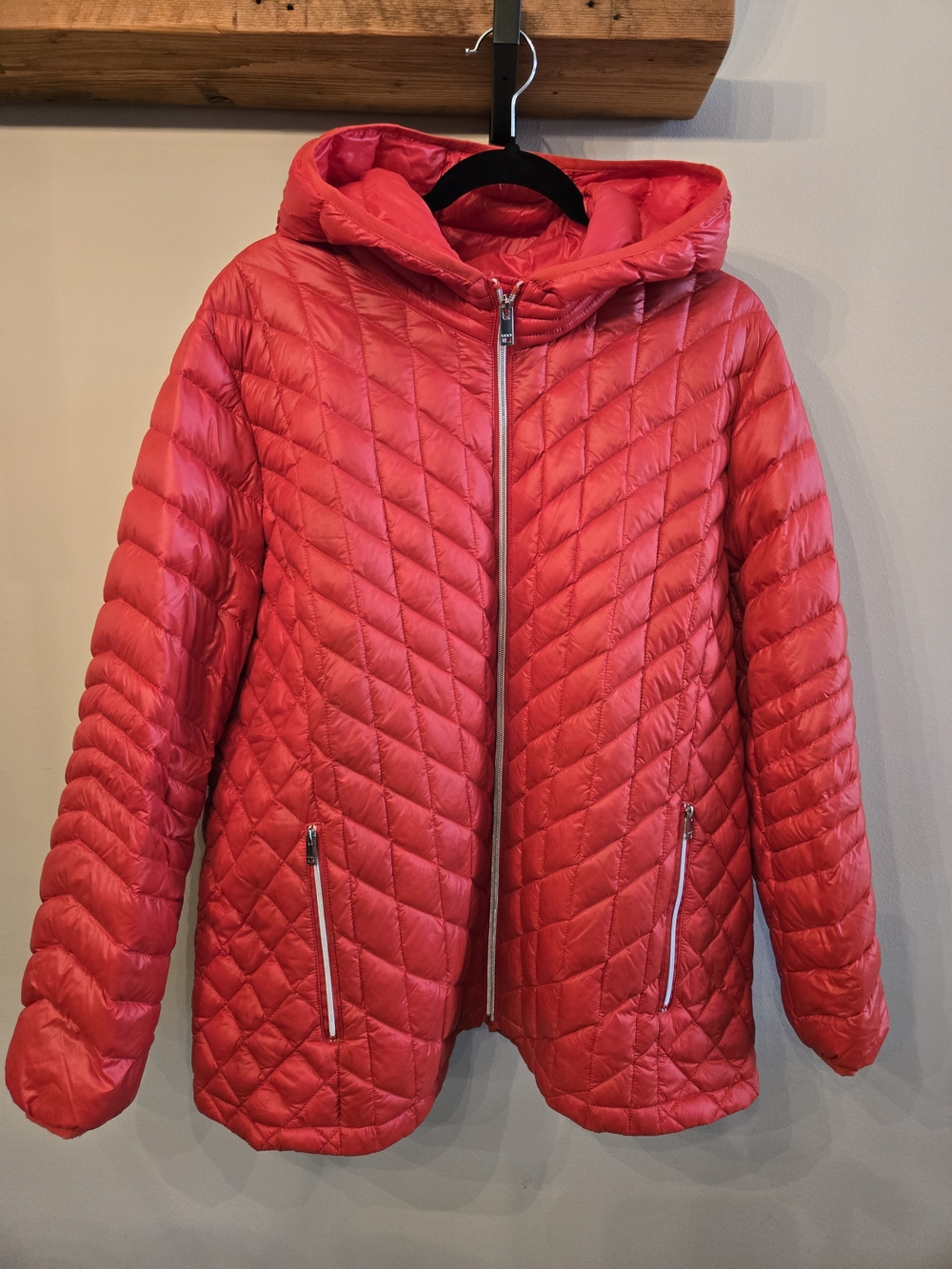 DKNY Women's Quilted Hooded Puffer Fall Jacket